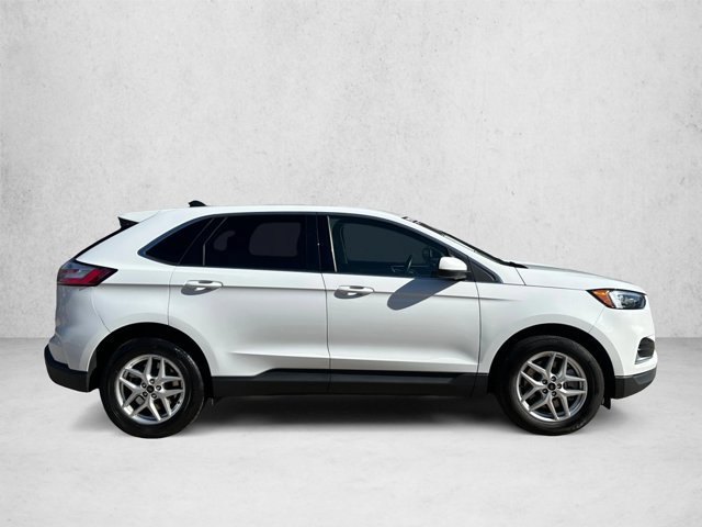 Used 2024 Ford Edge SEL AWD/4WD image 4