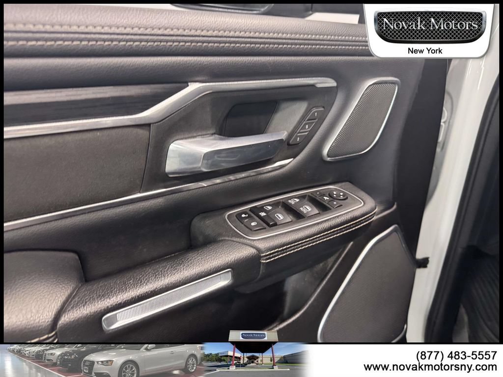 Used 2023 RAM 1500 Laramie AWD/4WD image 12