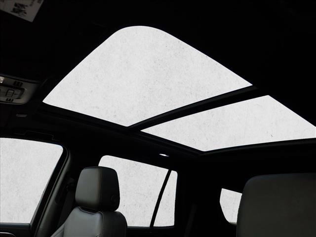 Used 2023 Chevrolet Tahoe Z71 w/ Luxury Package image 17