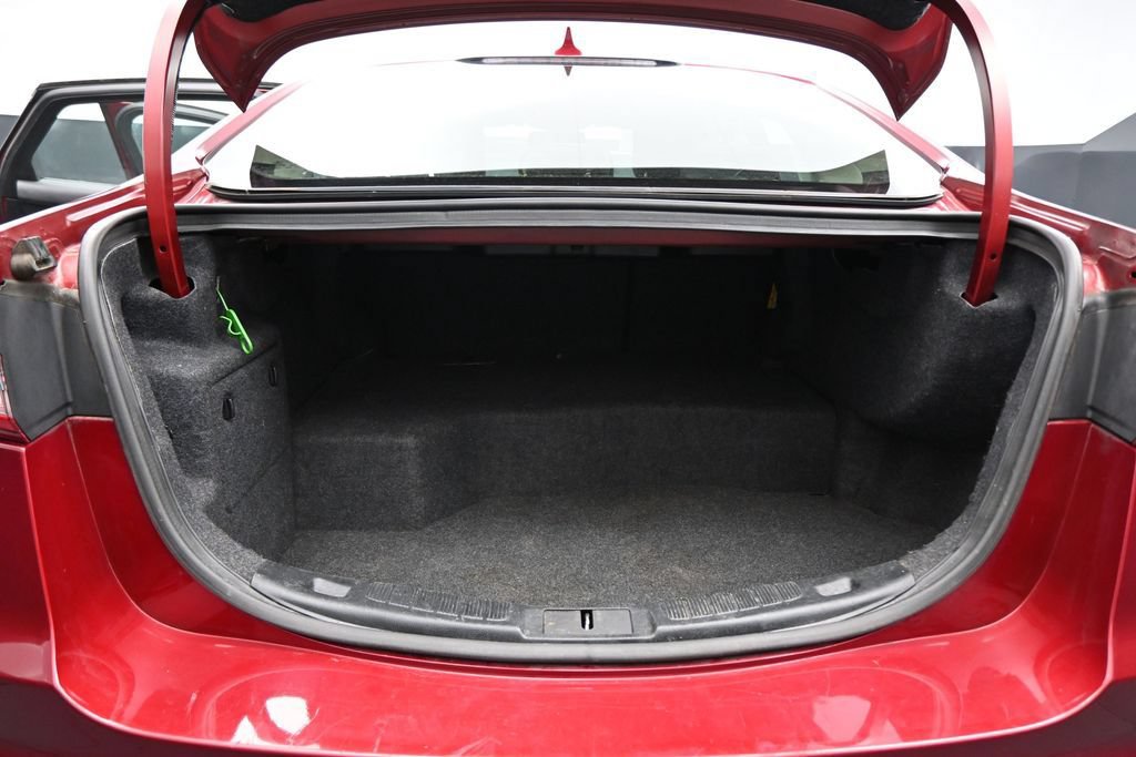 Used 2019 Ford Fusion SE FWD image 23