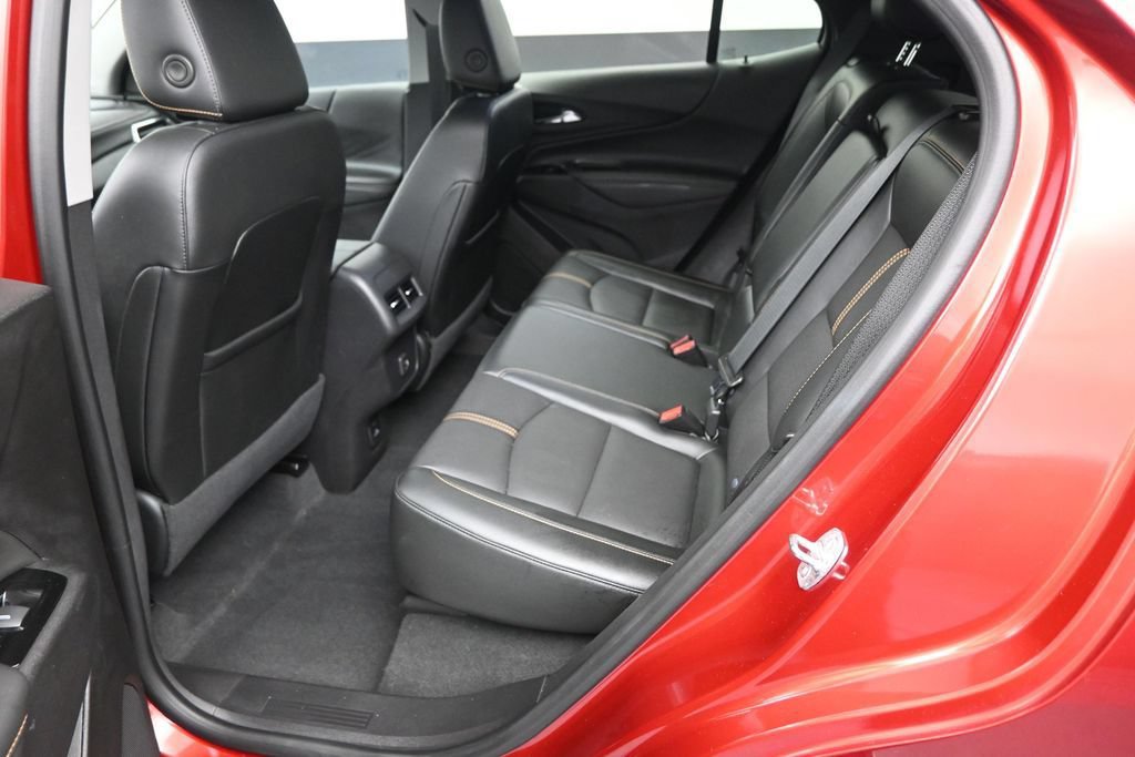 Used 2024 Chevrolet Equinox Premier FWD image 17