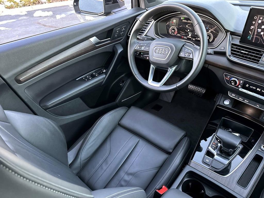Used 2023 Audi Q5 2.0T Premium Plus w/ Premium Plus Package image 32