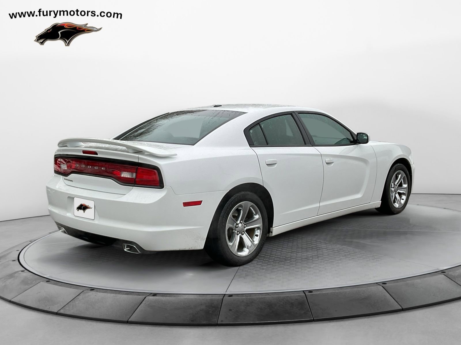 Used 2013 Dodge Charger SXT Plus image 3