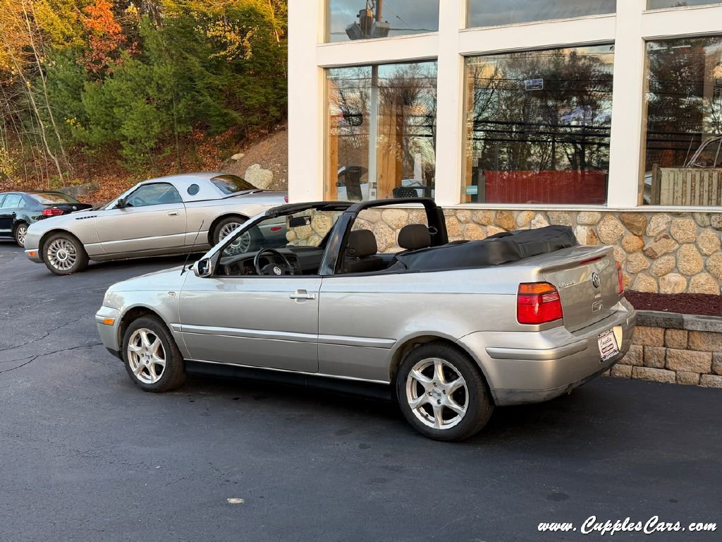 Used 2001 Volkswagen Cabrio GLS image 2