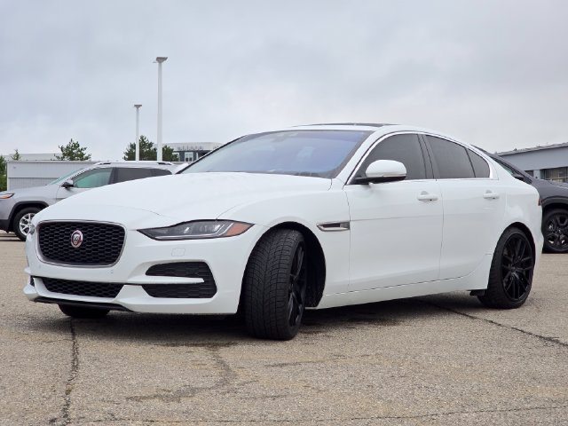Used 2020 Jaguar XE S AWD/4WD image 25