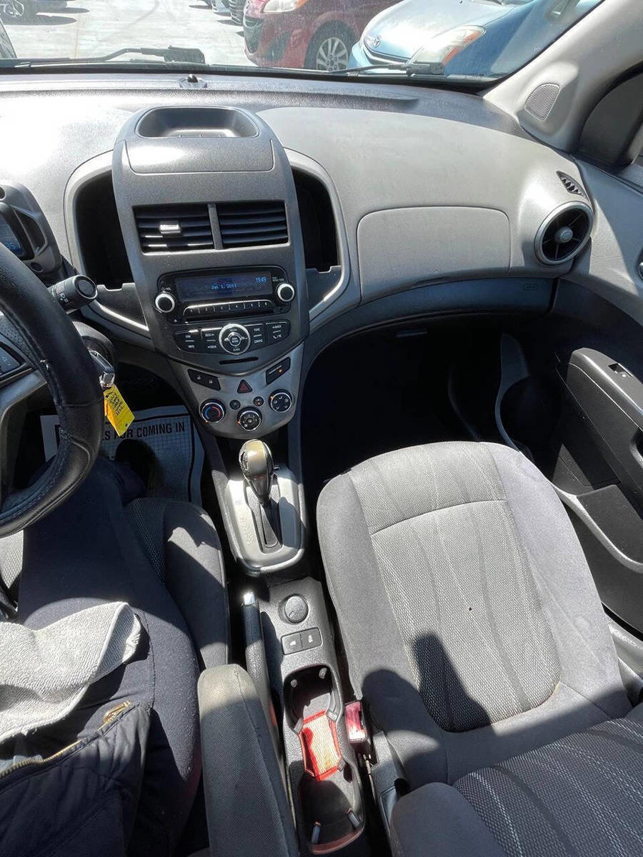 Used 2014 Chevrolet Sonic LT image 18