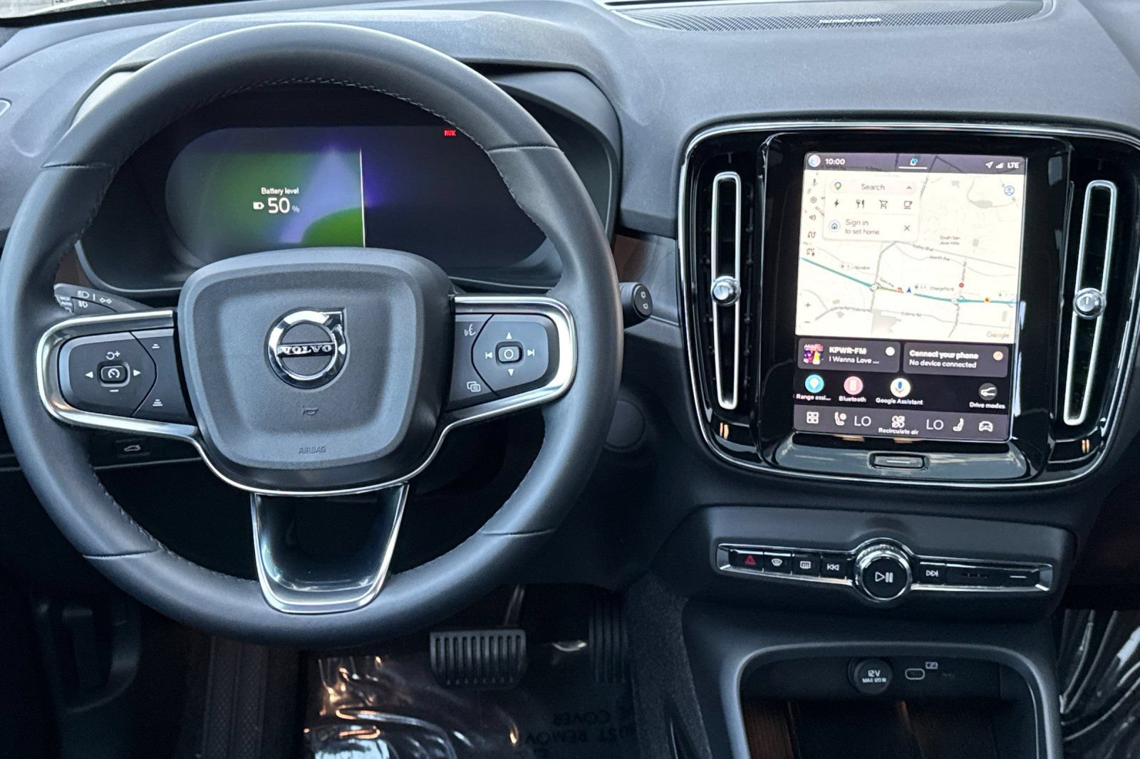 Used 2023 Volvo XC40 Recharge Ultimate AWD/4WD image 15