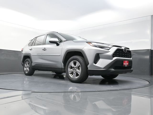 Used 2024 Toyota RAV4 XLE w/ Weather Package image 39