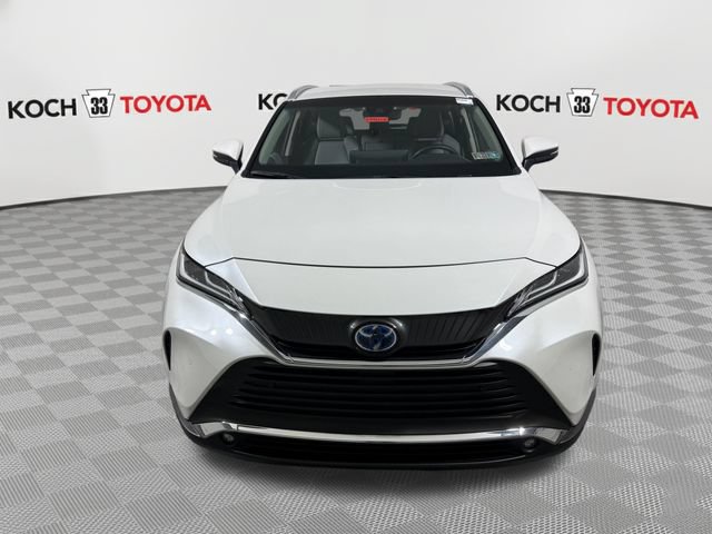 Certified 2024 Toyota Venza XLE AWD/4WD image 2