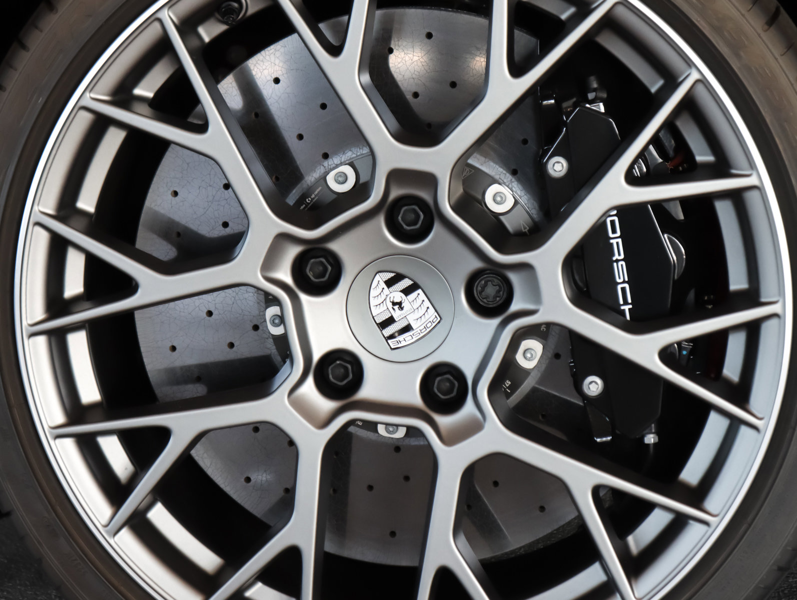 Used 2025 Porsche 911 Carrera S image 12