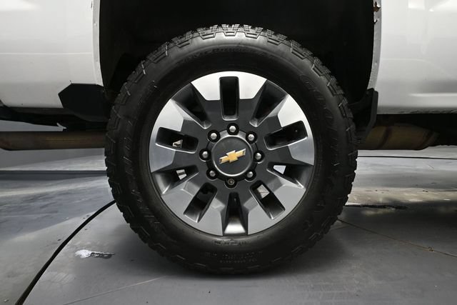 Used 2018 Chevrolet Silverado 2500 LT w/ True North Edition AWD/4WD image 11