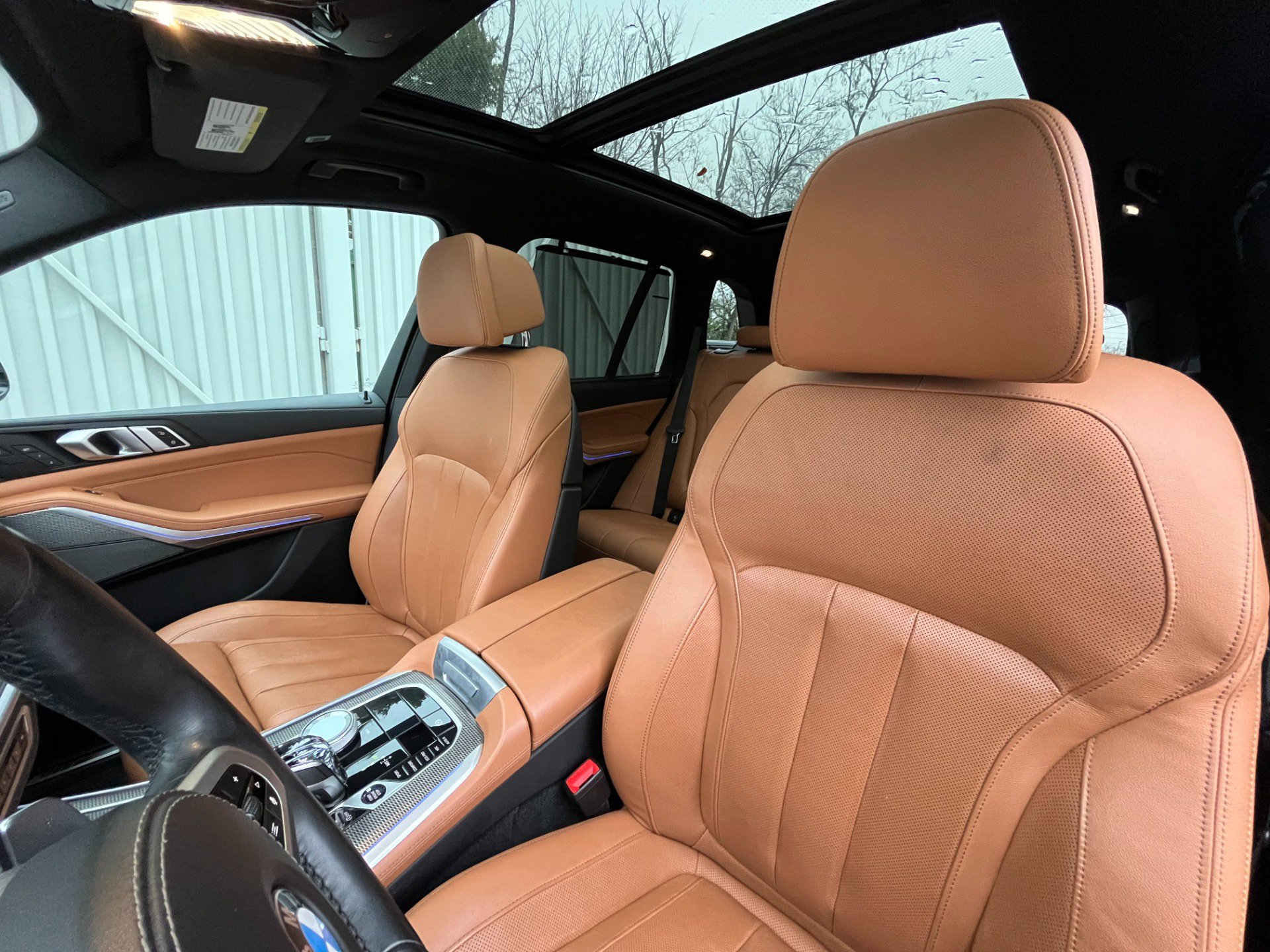 Used 2022 BMW X5 M50i w/ Executive Package image 22