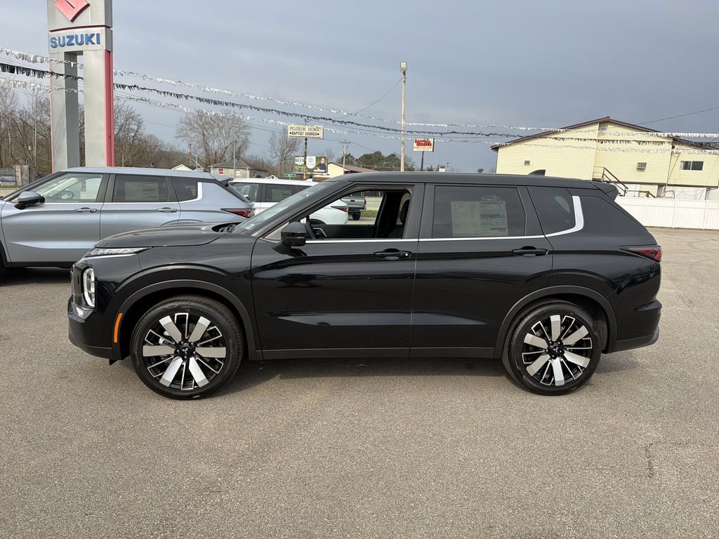 New 2026 Mitsubishi Outlander SE AWD/4WD image 7