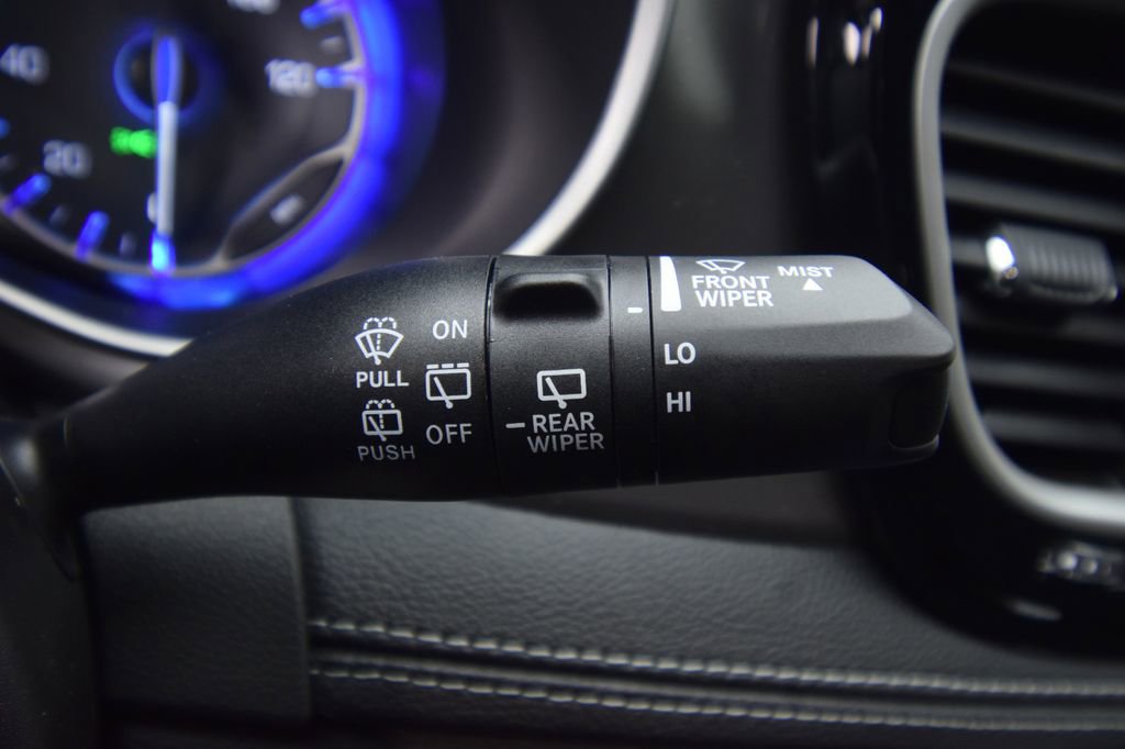 New 2026 Chrysler Pacifica Select w/ S Appearance Package FWD image 27