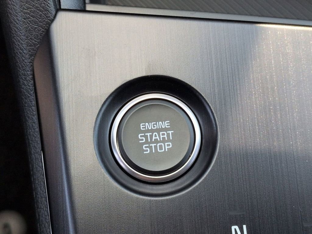 New 2026 Kia Sportage S AWD/4WD image 17