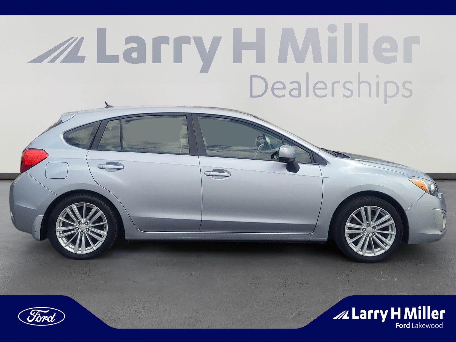 Used 2013 Subaru Impreza 2.0i Premium w/ Alloy Wheel Pkg + Moonroof image 6