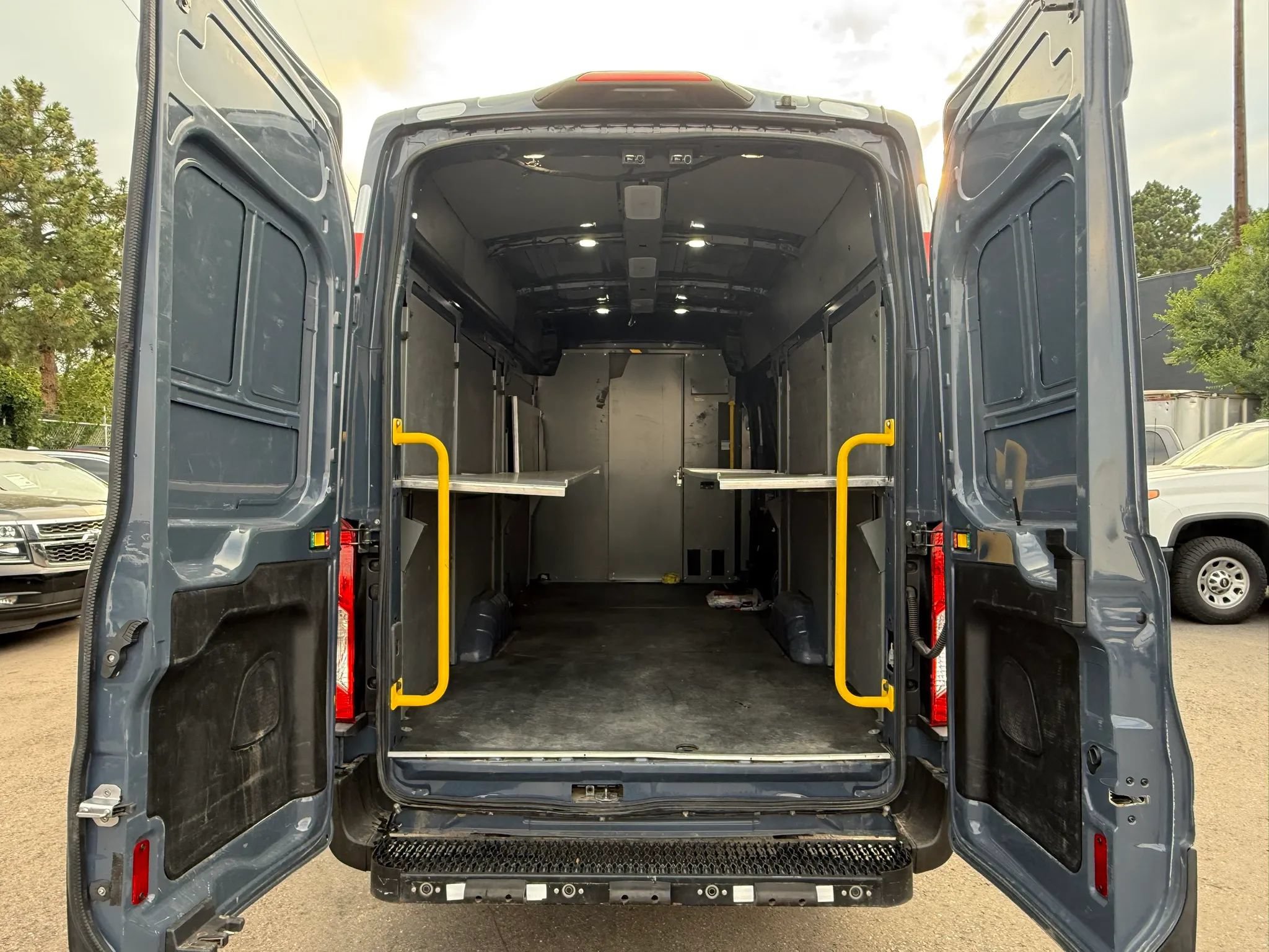 Used 2020 Ford Transit 250 148 High Roof Extended RWD image 14