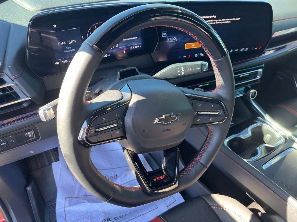 Used 2025 Chevrolet Traverse RS w/ LPO, Floor Liner Package FWD image 10