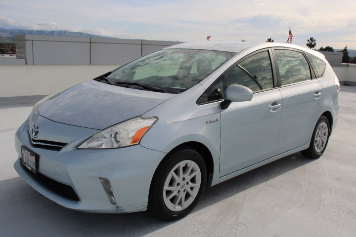 Used 2012 Toyota Prius V Three image 6