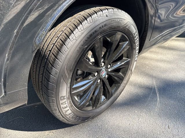 Used 2025 Buick Envista Sport Touring image 30