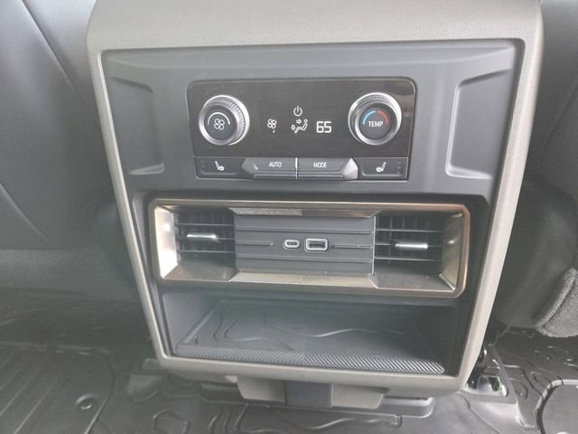 Used 2024 GMC Hummer EV 2X w/ LPO, Sport Package AWD/4WD image 16