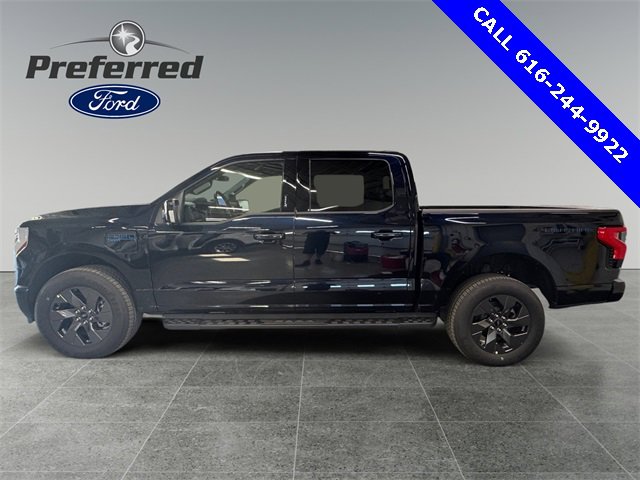 New 2025 Ford F150 Lightning Lariat image 2