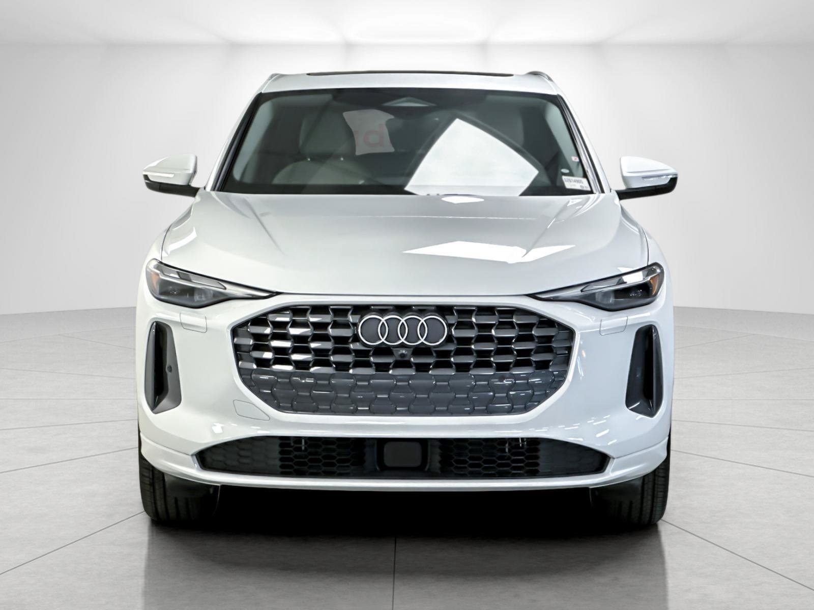 Certified 2025 Audi Q5 Premium AWD/4WD image 8