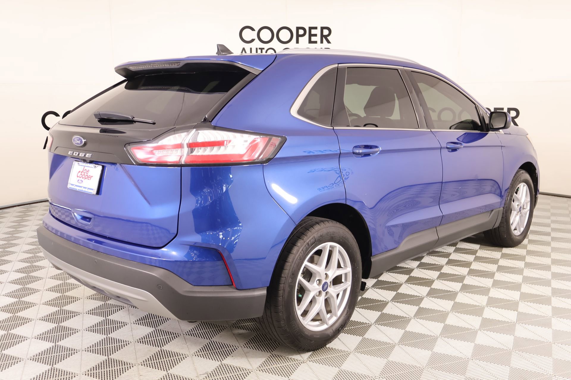 Used 2021 Ford Edge SEL w/ Convenience Package FWD image 21