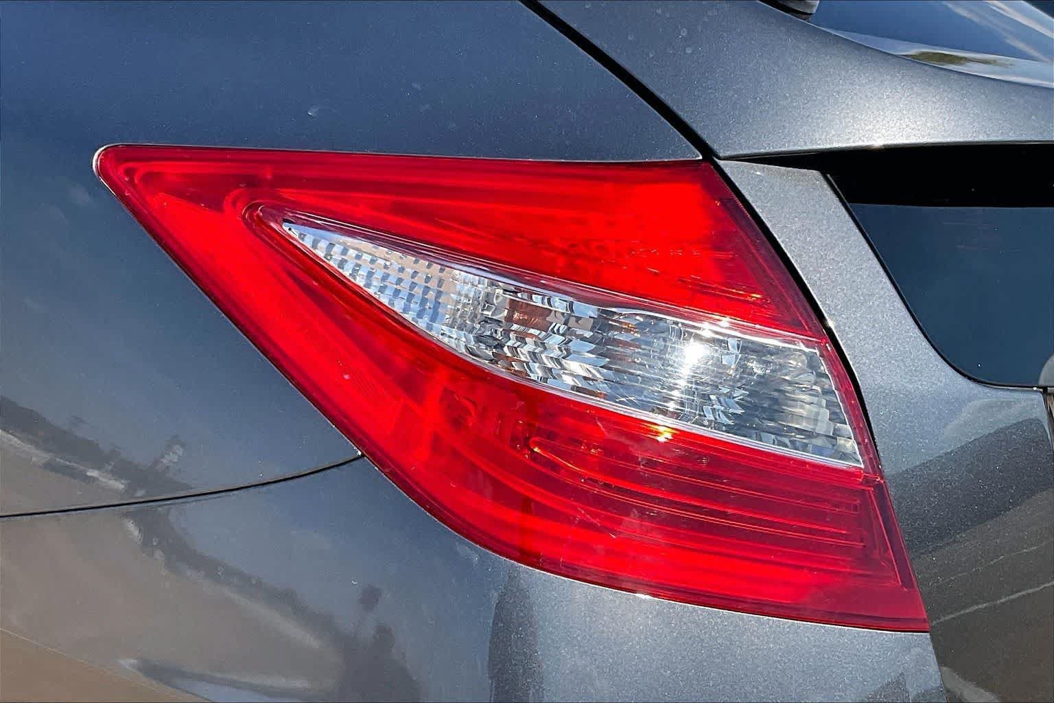 Used 2013 Honda Crosstour EX-L image 31