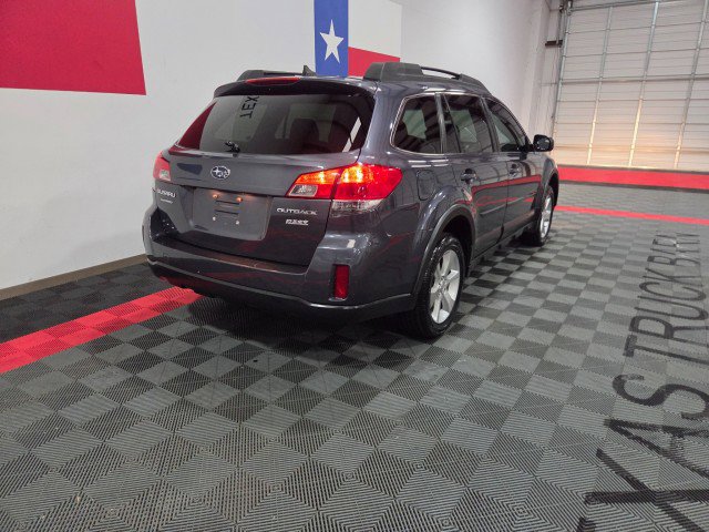 Used 2014 Subaru Outback 2.5i Limited image 26
