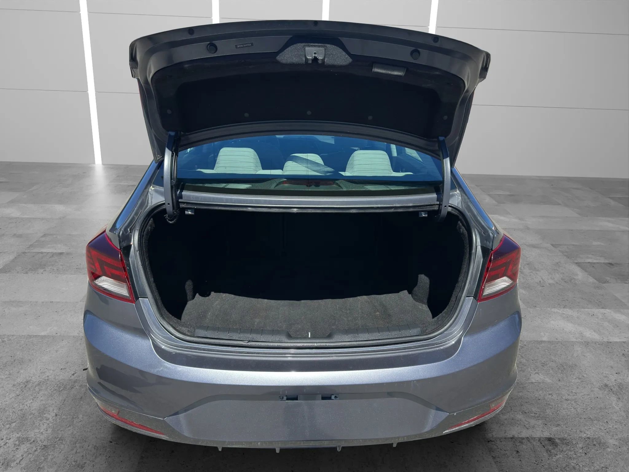 Used 2019 Hyundai Elantra SEL FWD image 11