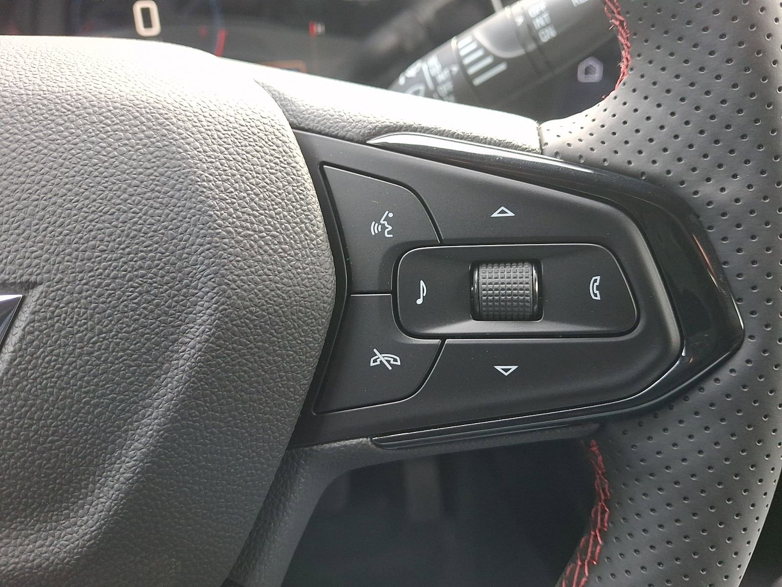 New 2026 Chevrolet Trax RS w/ Driver Confidence Package FWD image 20