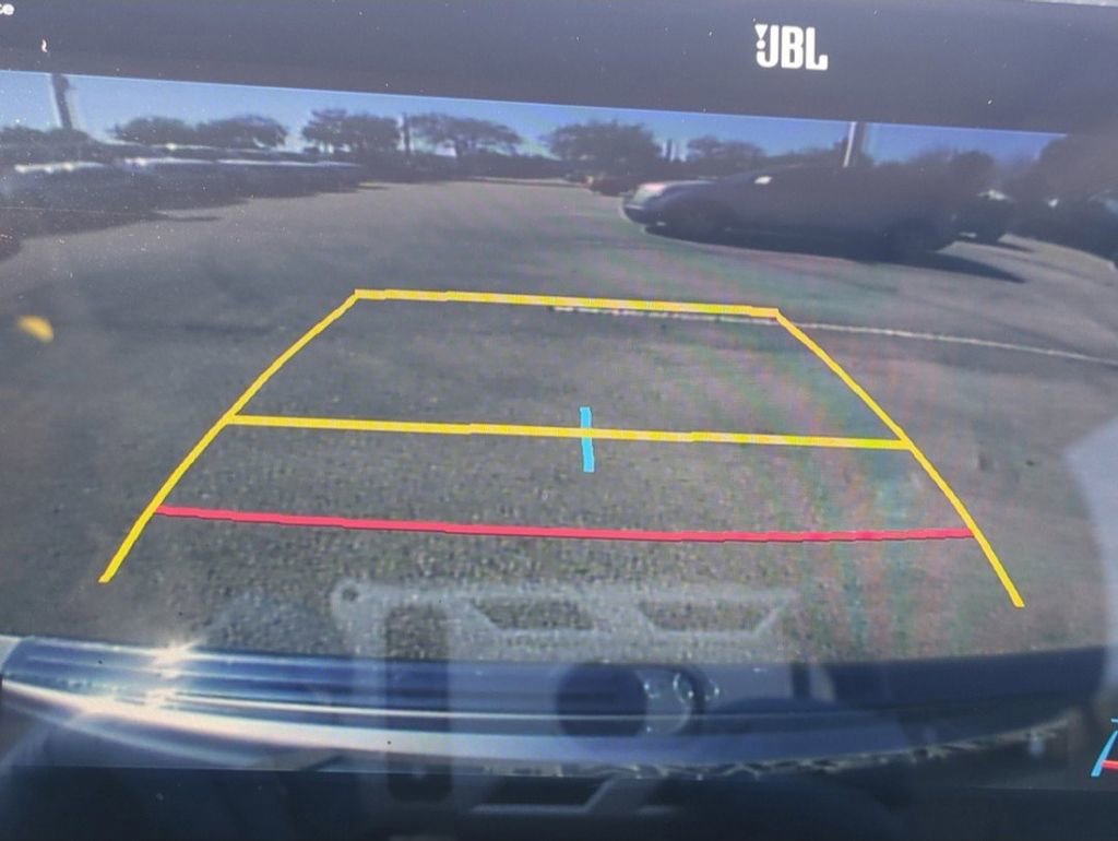 Used 2022 Toyota Highlander Platinum image 24