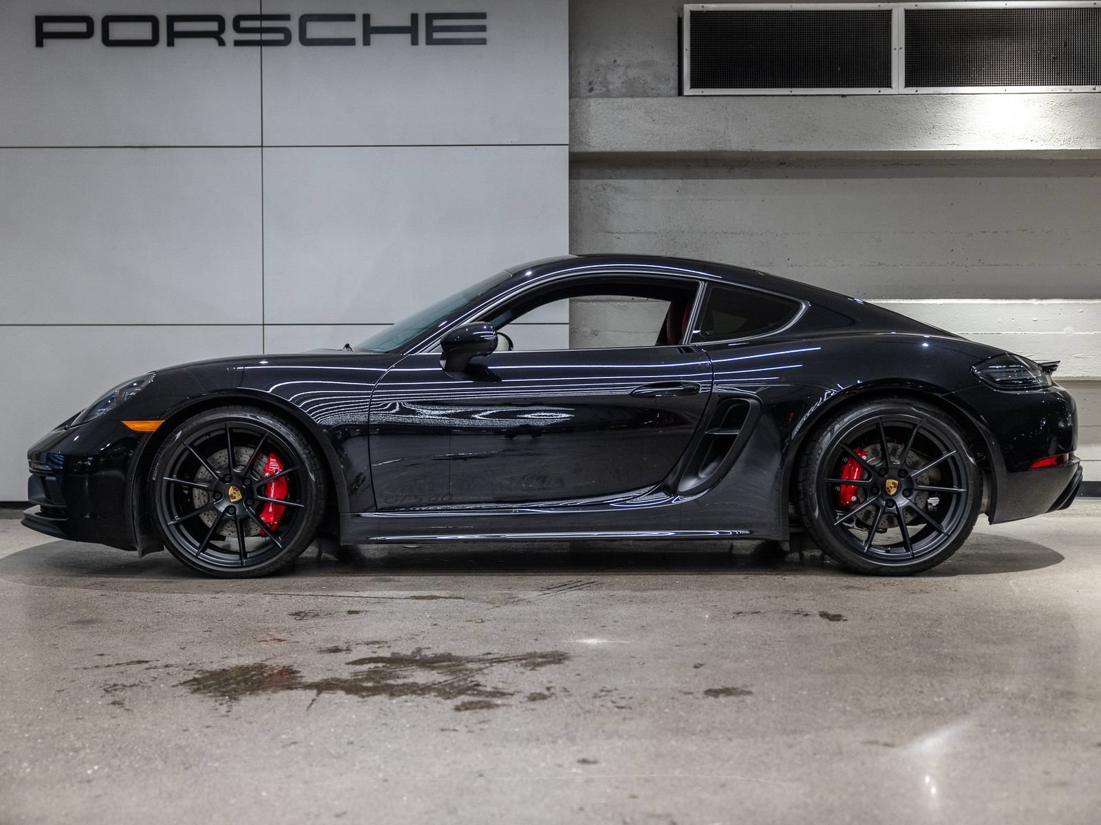 Certified 2021 Porsche 718 Cayman GTS RWD image 2