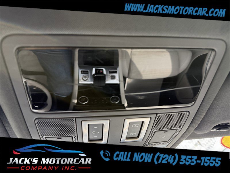 Used 2024 Jaguar F-PACE R-Dynamic S image 33