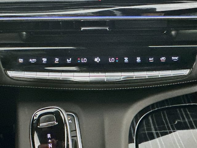 Used 2022 Cadillac Escalade Sport w/ Touring Package RWD image 17