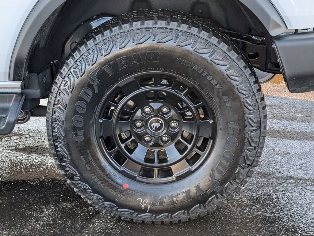 New 2026 Ford Bronco Outer Banks w/ Sasquatch Package image 15