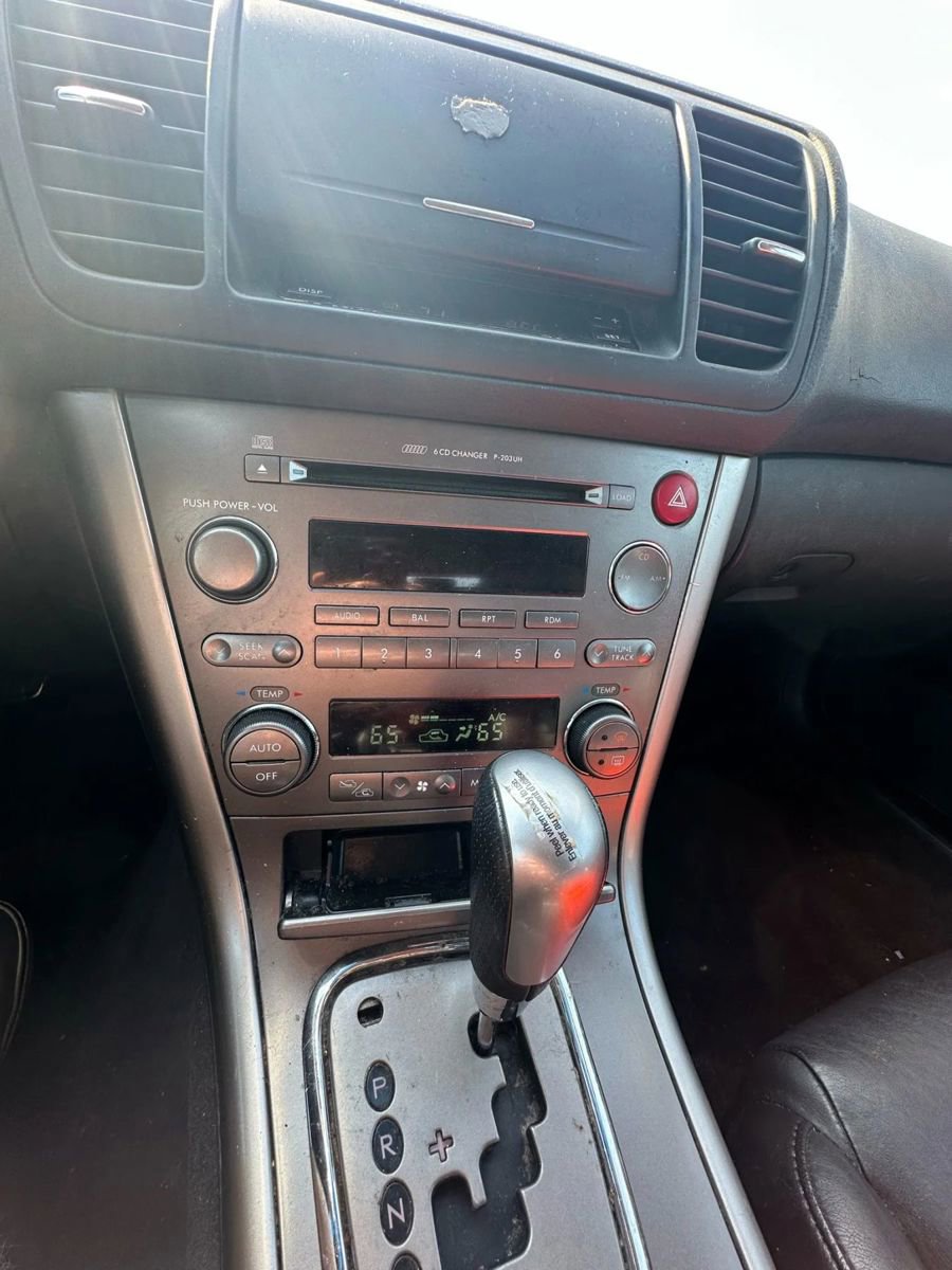 Used 2006 Subaru Outback 2.5i Limited image 23