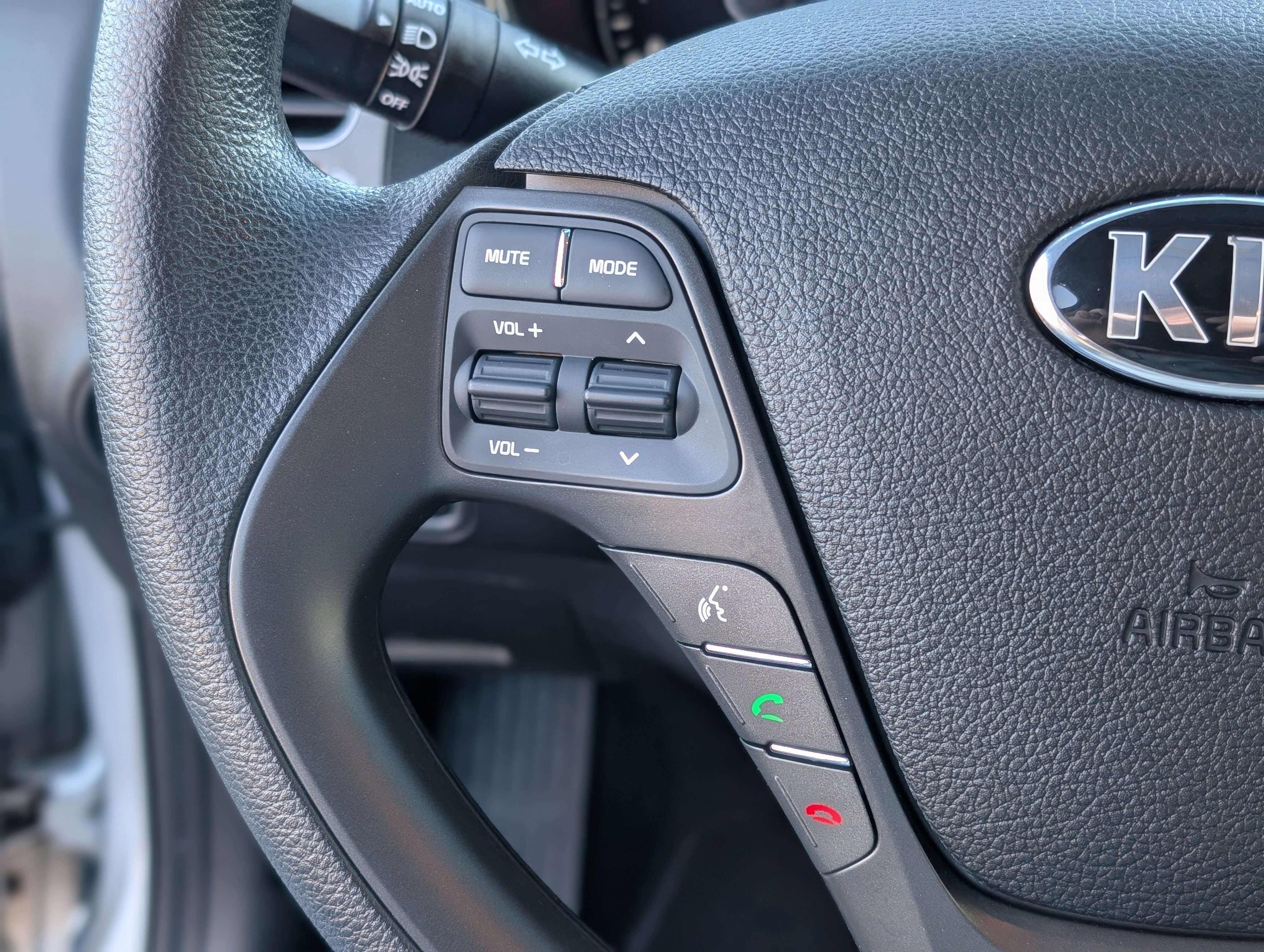 Used 2018 Kia Forte LX w/ LX Popular Package image 18