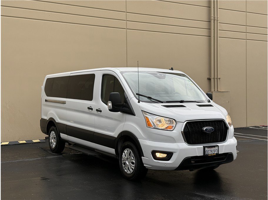 Used 2022 Ford Transit 350 XLT image 3