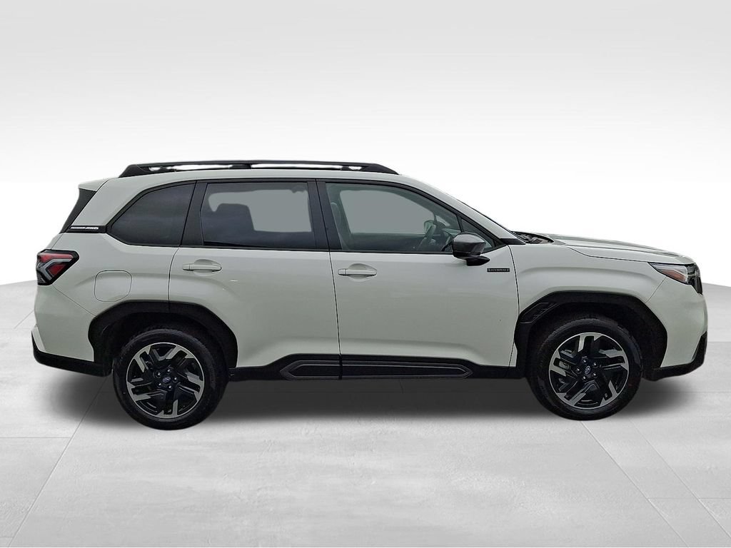 Certified 2025 Subaru Forester Limited AWD/4WD image 7