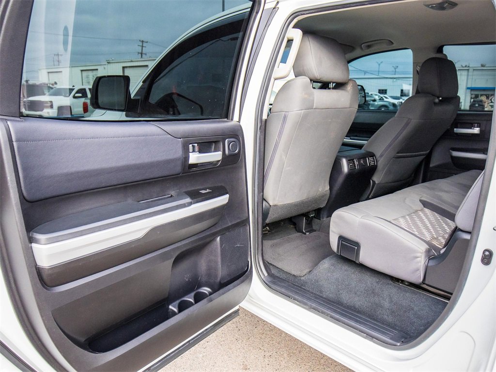 Used 2020 Toyota Tundra SR5 w/ TRD Off-Road Package image 20