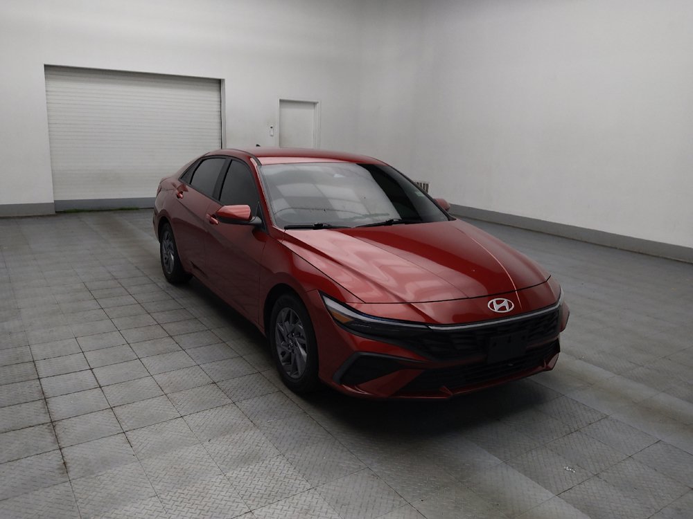 Used 2024 Hyundai Elantra Blue FWD image 13