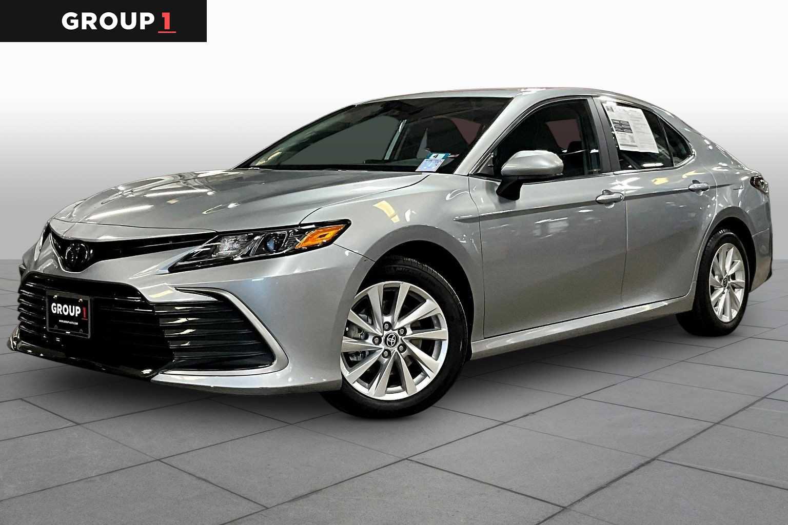 Used 2023 Toyota Camry LE image 1