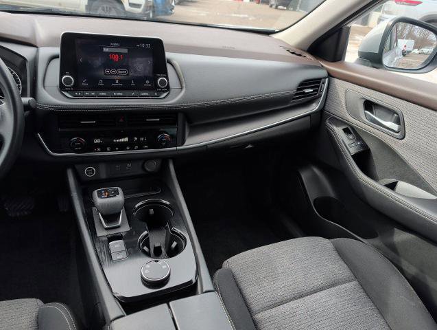 Certified 2023 Nissan Rogue SV image 12