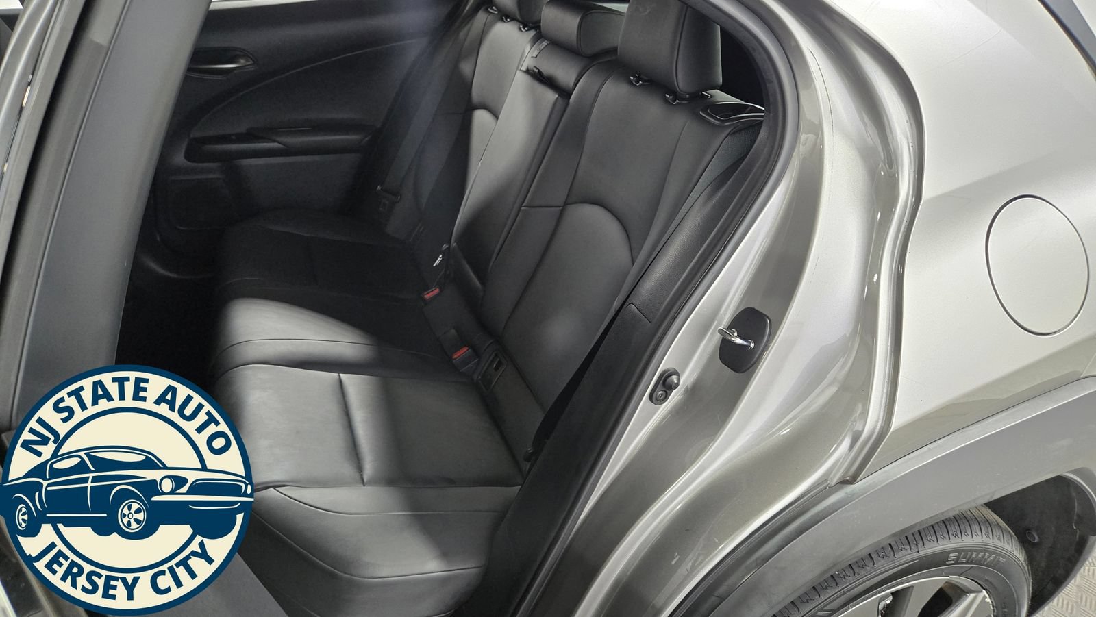 Used 2021 Lexus UX 200 F Sport w/ Accessory Package (Z1) FWD image 30