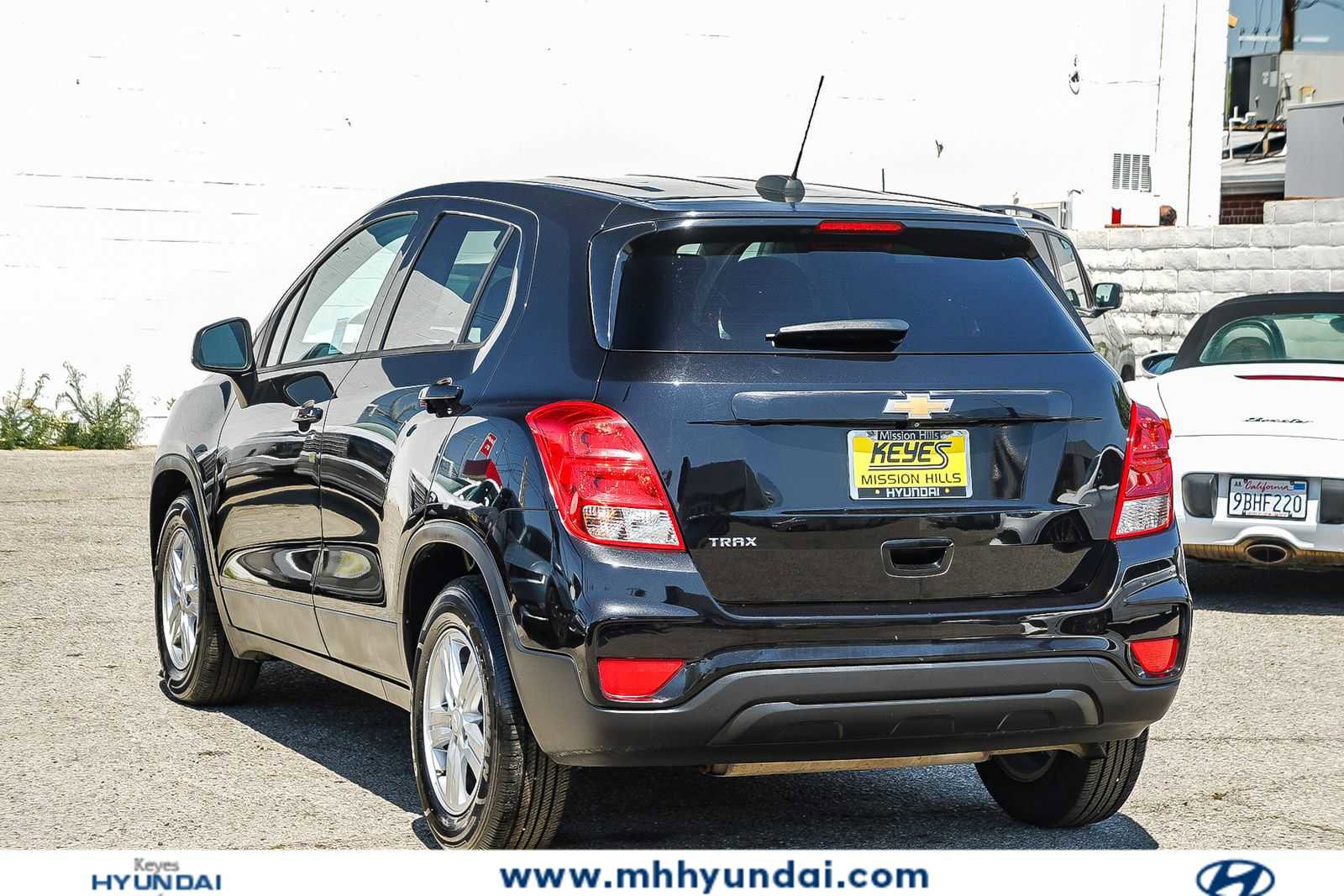 Used 2020 Chevrolet Trax LS w/ Tint and Cruise Package FWD image 6