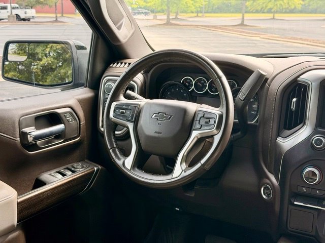 Used 2021 Chevrolet Silverado 1500 LT Trail Boss w/ LPO, Dark Essentials Package AWD/4WD image 20