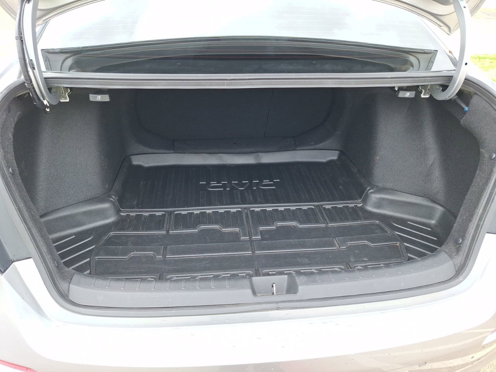 Used 2024 Honda Civic Touring image 38