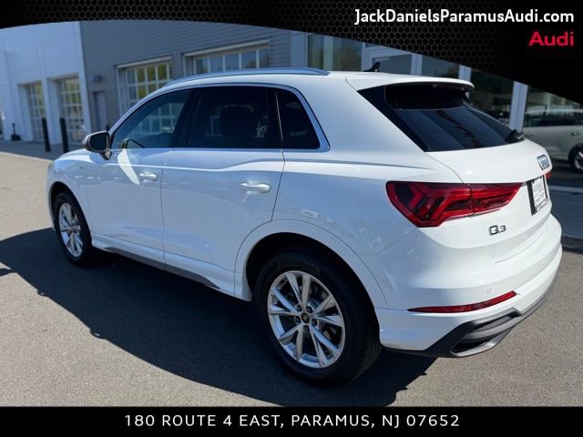 Used 2025 Audi Q3 2.0T Premium w/ Convenience Package image 7